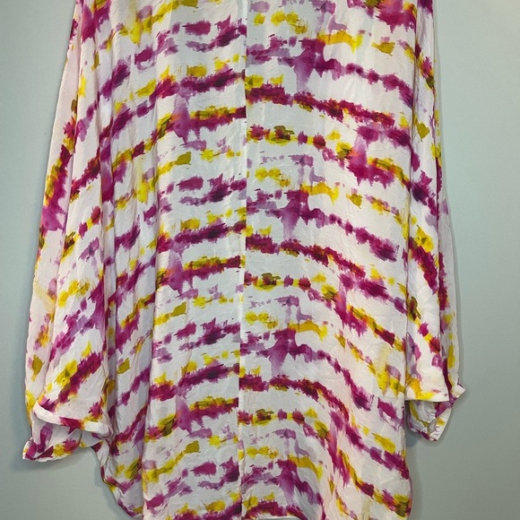Anthropologie Pink and Yellow Patterned tie dyed cocoon Kimono - Picture 5 of 6